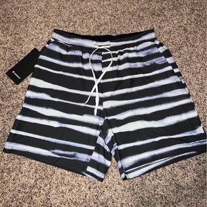 Lululemon Pool Short 7’’ (Men’s)